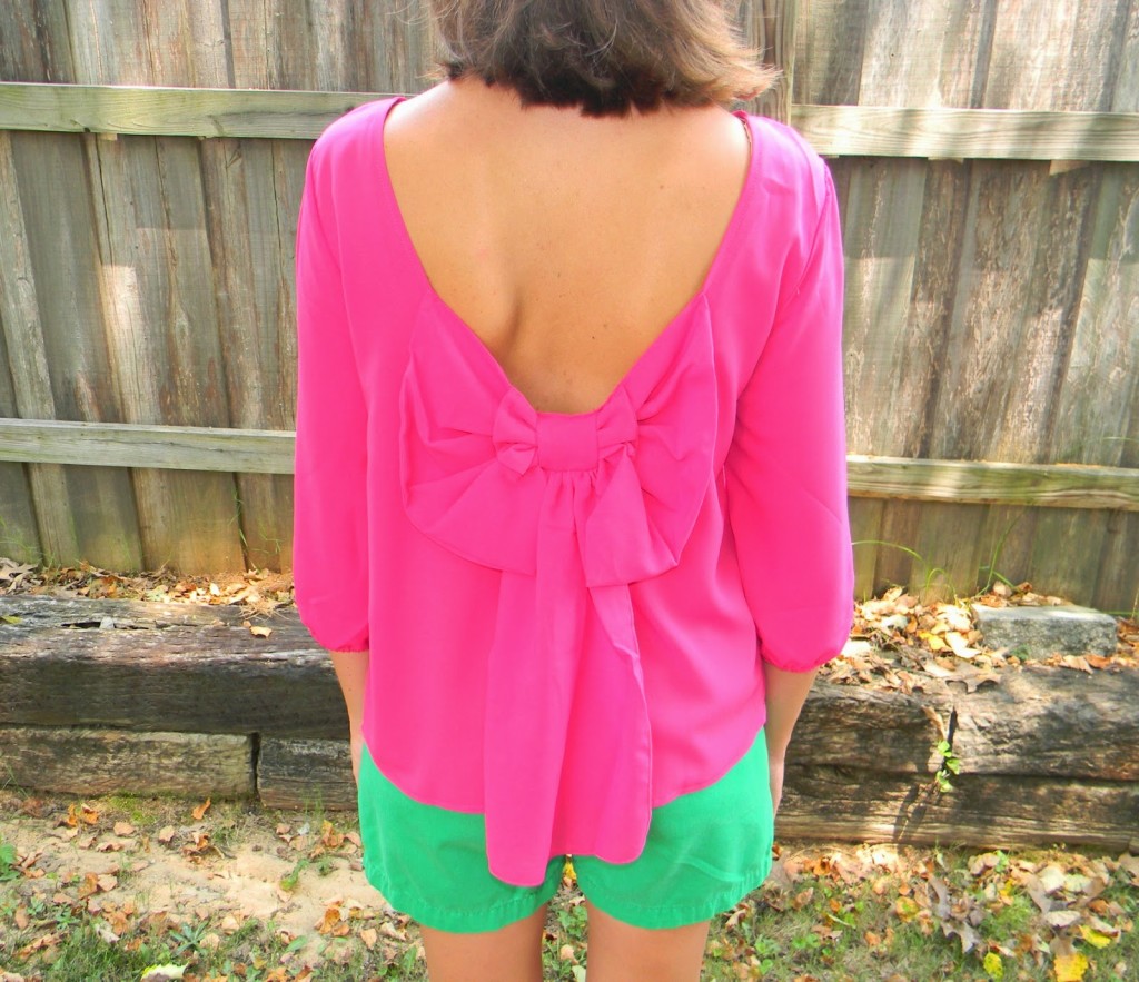 pink bow shirt