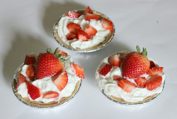Mini Strawberry Pie