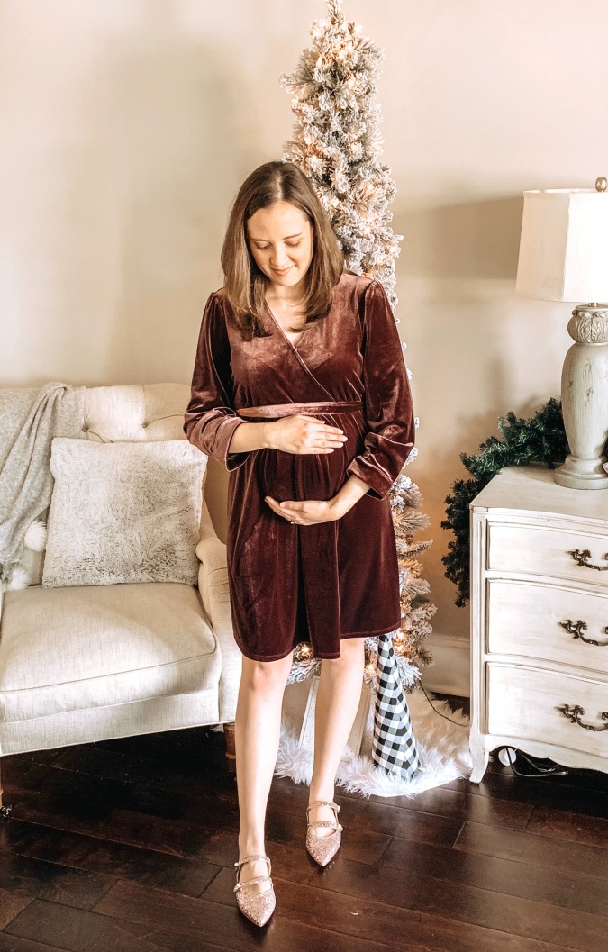 Christmas Outfit Idea | Maternity Dress